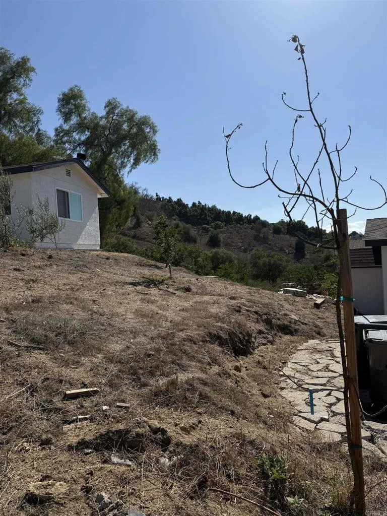 https://cdn.realtyfeed.com/cdn/127/306555039/871be853a4a7863bc8e9b55da3e92a79.webp