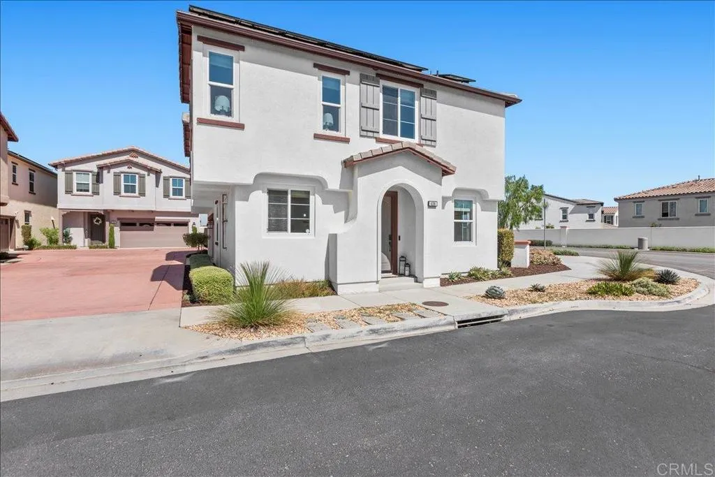 https://cdn.realtyfeed.com/cdn/127/306555058/8c515eaef543af905014f826ad294bf9.webp