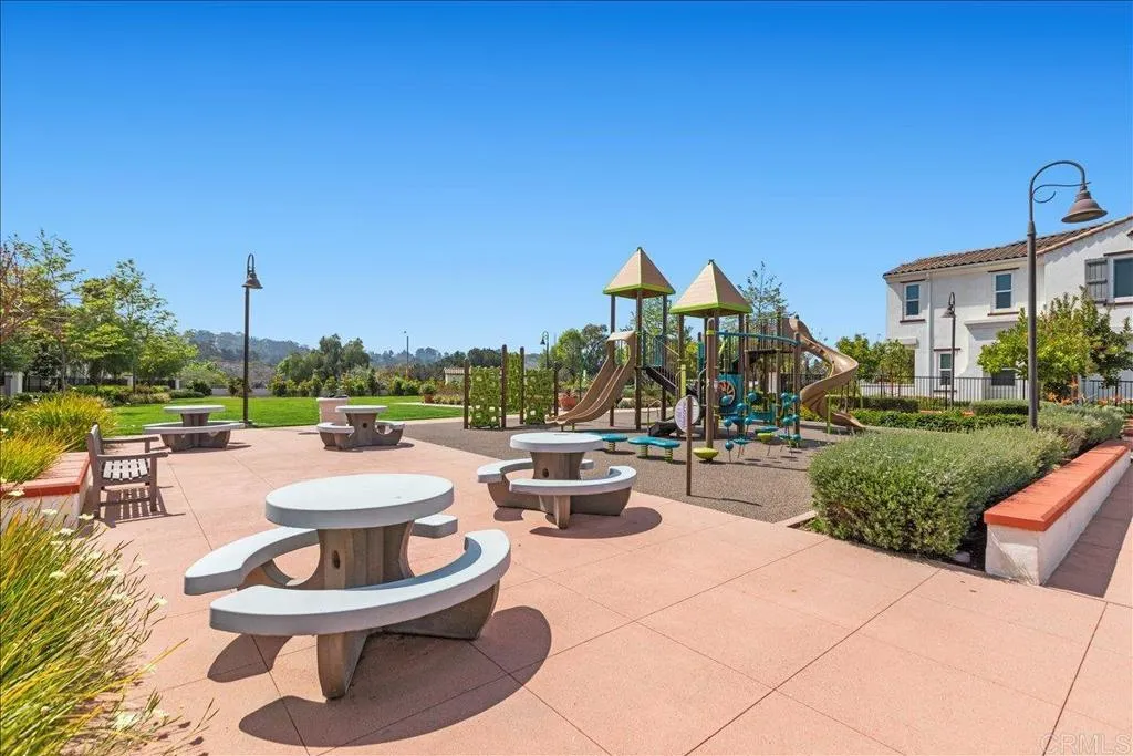 https://cdn.realtyfeed.com/cdn/127/306555058/ac5a5863bb353773e6e370a708eb46b9.webp