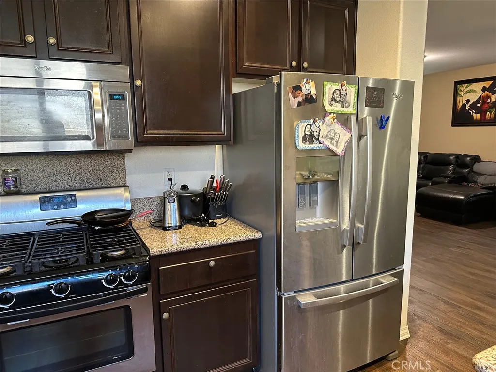 22436 Canal Circle, San Bernardino, CA 92313 - Photo 4 of 8, Grand Terrace, CA