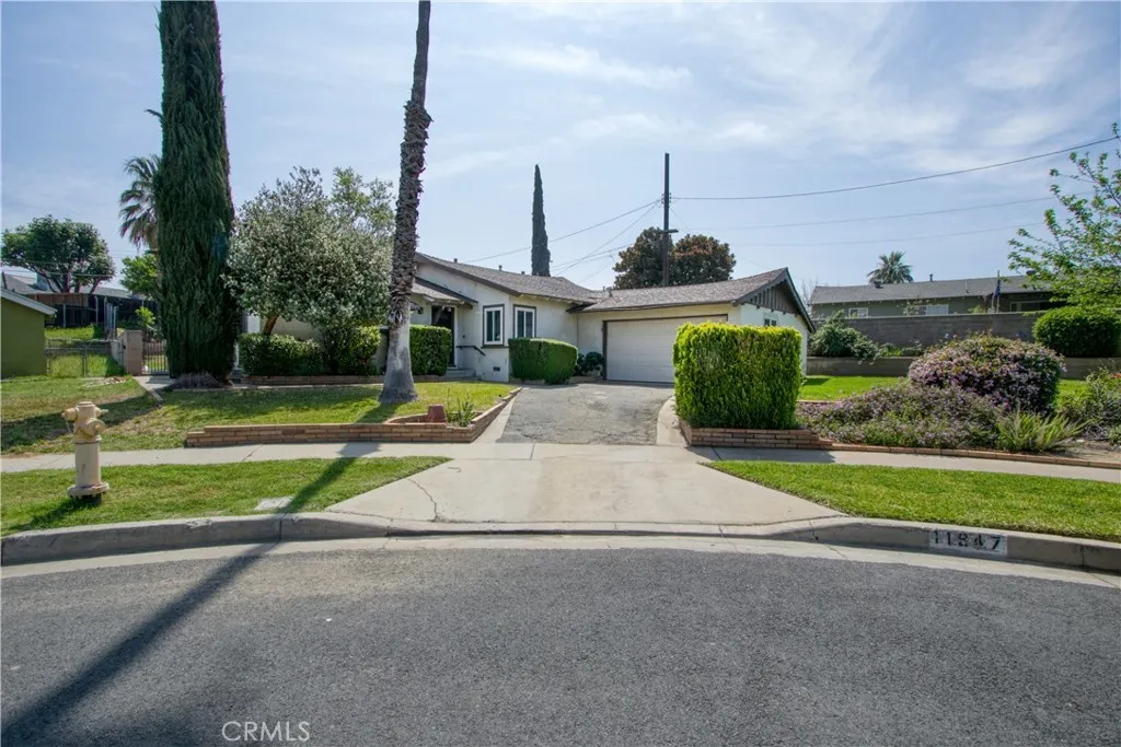 11947 Vivienda Court, Grand Terrace, CA 92313 - Photo 4 of 43, Grand Terrace, CA