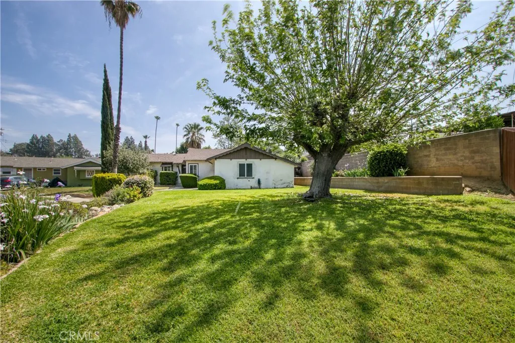 11947 Vivienda Court, Grand Terrace, CA 92313 - Photo 3 of 43, Grand Terrace, CA