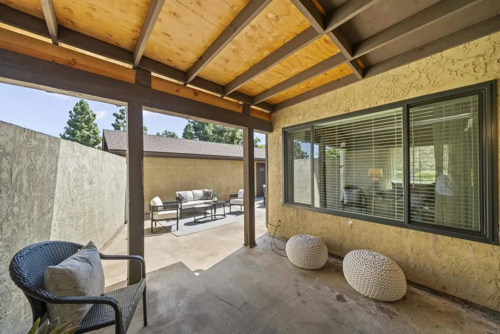 https://cdn.realtyfeed.com/cdn/127/306555263/9e32bbcad54c022f07393889b595afc3.webp