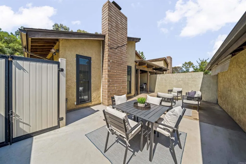 https://cdn.realtyfeed.com/cdn/127/306555263/e31cafe55e0aa8b141778db9029c61db.webp