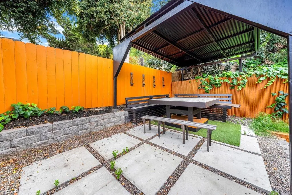 https://cdn.realtyfeed.com/cdn/127/306555346/2428d0a54ee4825c7f7013d10e6ed3ed.webp