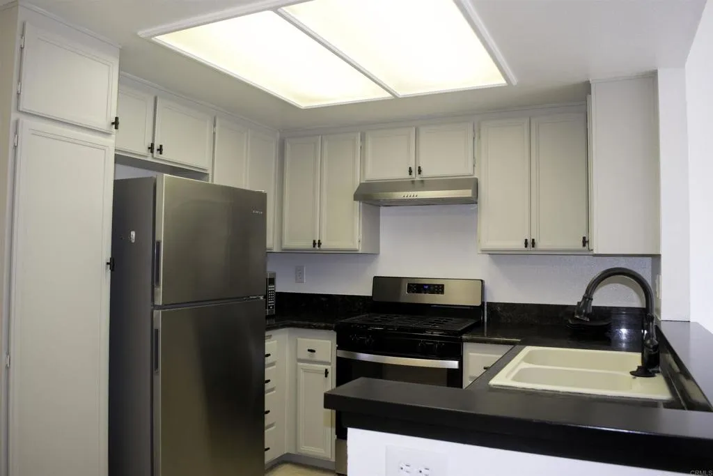 https://cdn.realtyfeed.com/cdn/127/306555352/dfb1ec02a07b25b6636d28645438f05f.webp