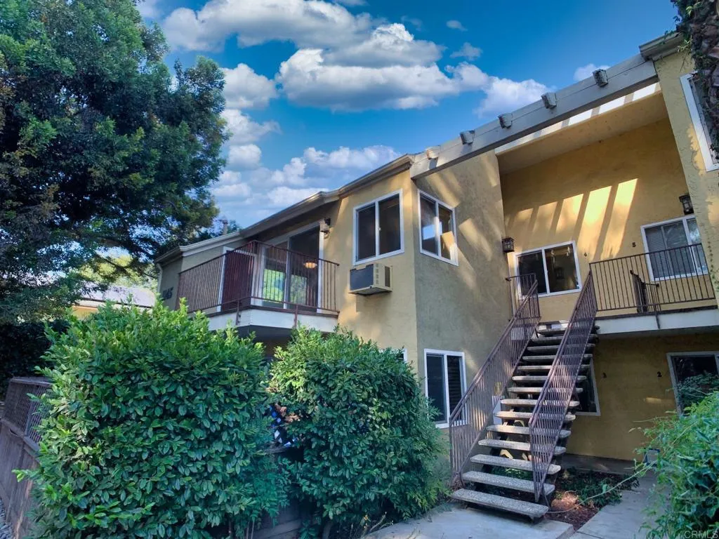 https://cdn.realtyfeed.com/cdn/127/306555476/4ab5481610c4ad9a8bd1f6db780304d9.webp