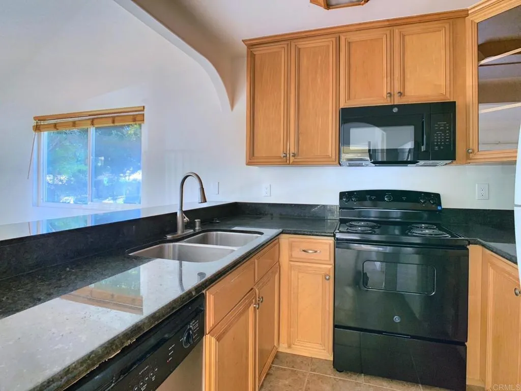 https://cdn.realtyfeed.com/cdn/127/306555476/ad00034f27508a4276ba67e73a16d5e0.webp