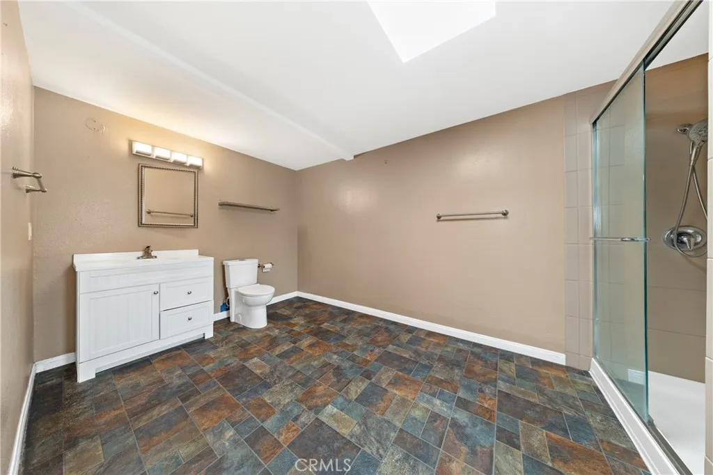 https://cdn.realtyfeed.com/cdn/127/306555509/437cd295fb8ff7a9326ed1eda09ab26d.webp