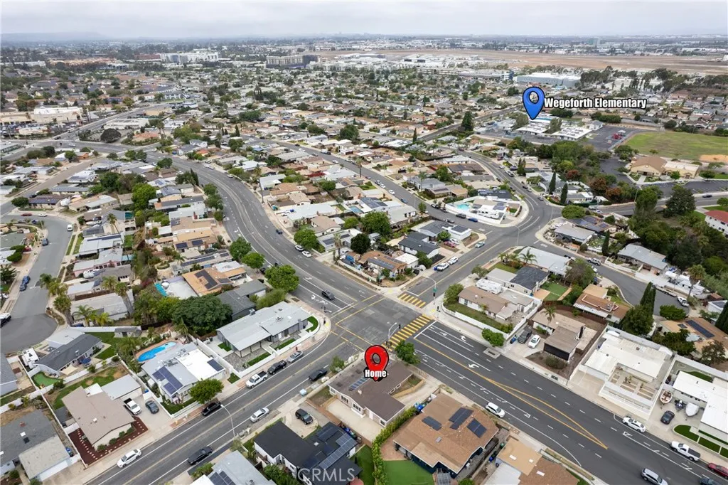 https://cdn.realtyfeed.com/cdn/127/306555509/c0e14aa9da8950ffef75595e55dafc7e.webp