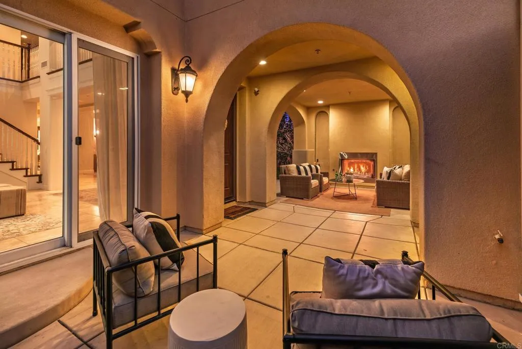 https://cdn.realtyfeed.com/cdn/127/306555541/3dab37b49223405890b0cfadb418aa07.webp