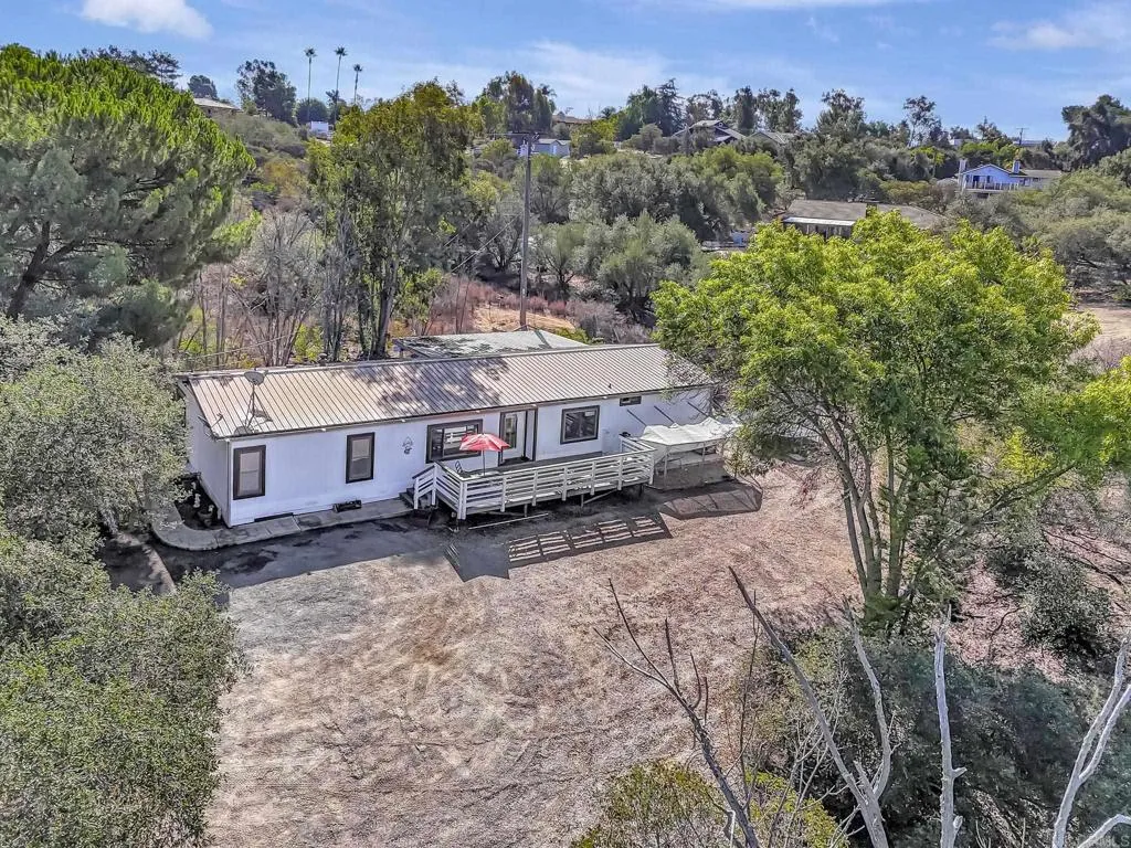 https://cdn.realtyfeed.com/cdn/127/306555604/0b91cb7befe6d3921a19c4ce8392400e.webp