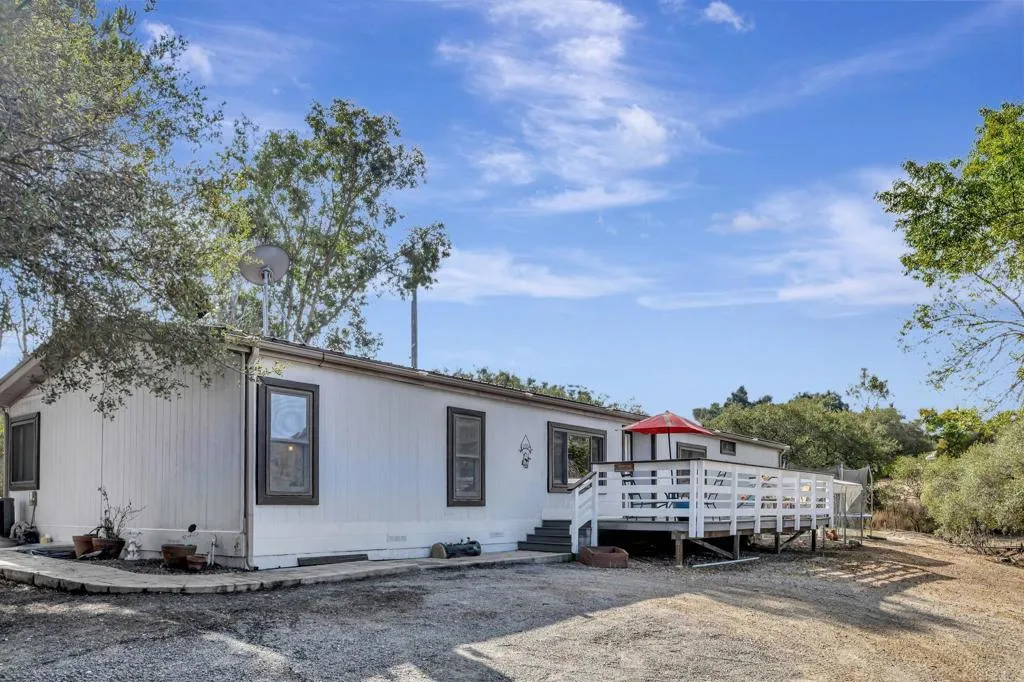 https://cdn.realtyfeed.com/cdn/127/306555604/6f04c86e8977d7a461111204c6c347fd.webp