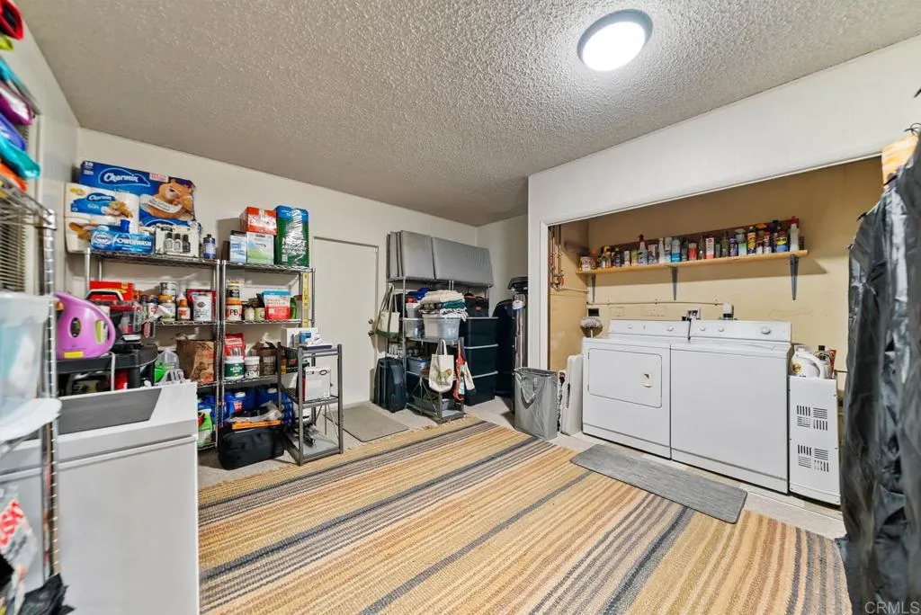 https://cdn.realtyfeed.com/cdn/127/306555623/1537f086ff5189a1766086729a0c672d.webp