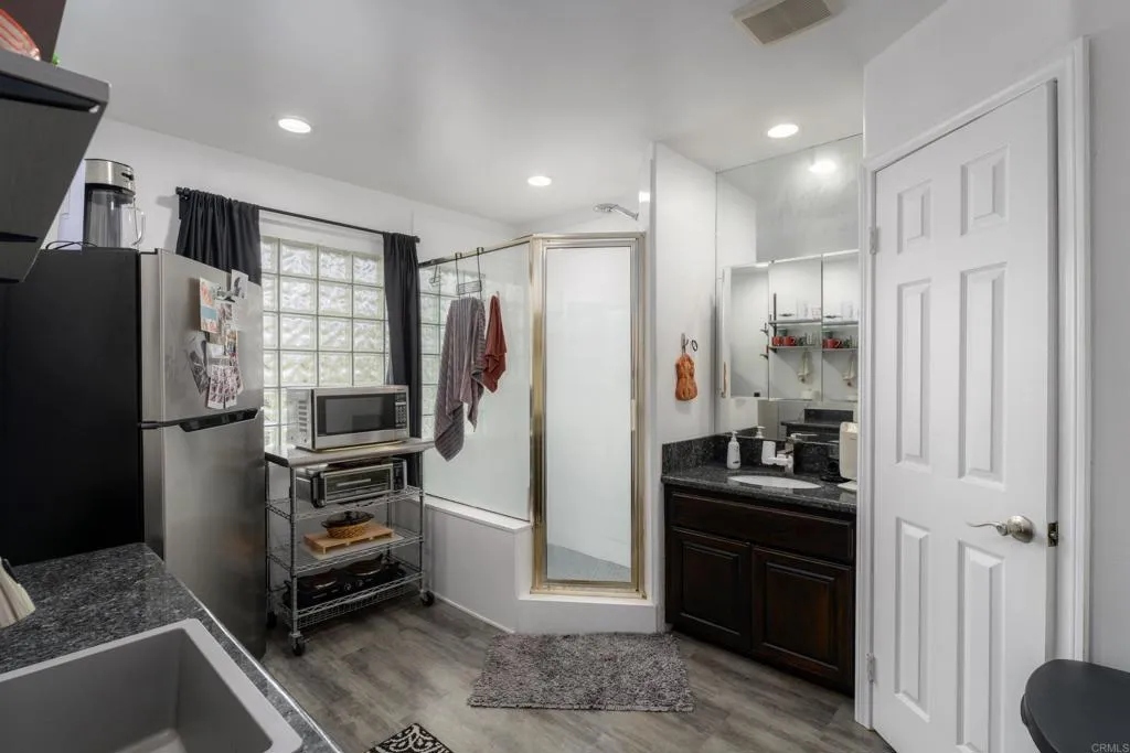 https://cdn.realtyfeed.com/cdn/127/306555626/0bcb7a9dcfd320bc175194d3adf2d189.webp