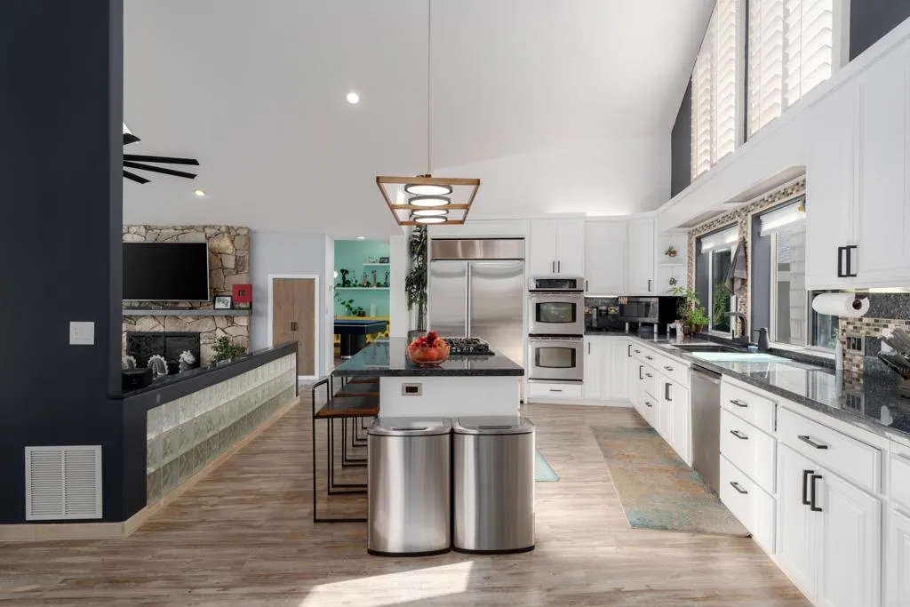 https://cdn.realtyfeed.com/cdn/127/306555626/1b73e90c638bae567b5e86ec418d90ae.webp