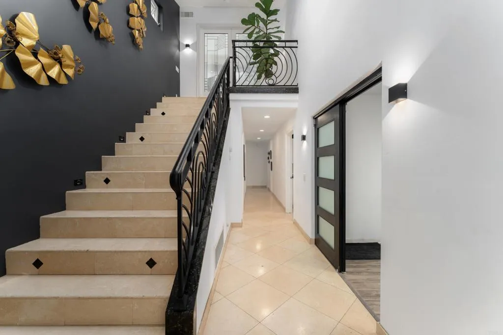 https://cdn.realtyfeed.com/cdn/127/306555626/a2d984aab890b62637d4669521b8b54a.webp