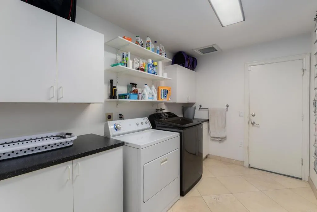 https://cdn.realtyfeed.com/cdn/127/306555626/debb44955f728c6d2ff4c5cb95a79a28.webp