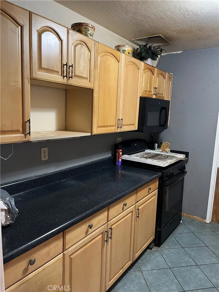https://cdn.realtyfeed.com/cdn/127/306555647/47a03778d8c01029aa0007ed3120f2e4.webp