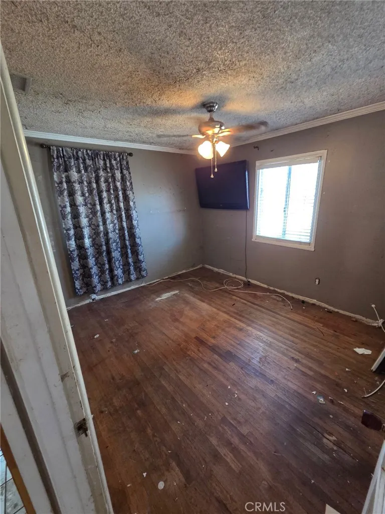 https://cdn.realtyfeed.com/cdn/127/306555647/87e8400b6720ce3085c3647b1cfdf56d.webp