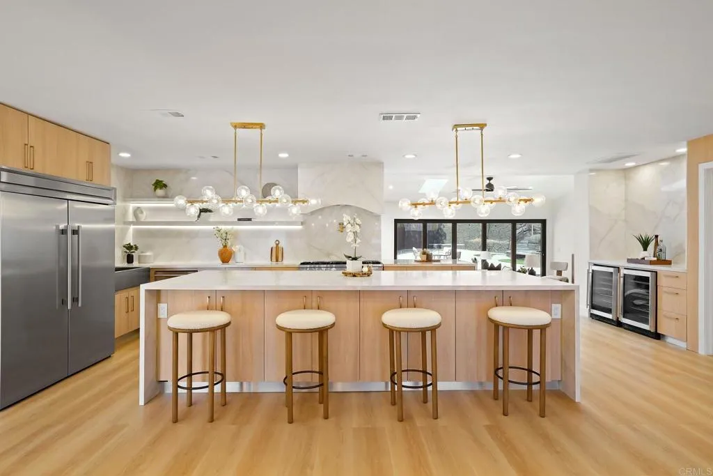 https://cdn.realtyfeed.com/cdn/127/306555670/2d06ba39d1745b3938cea9c3168c5d58.webp