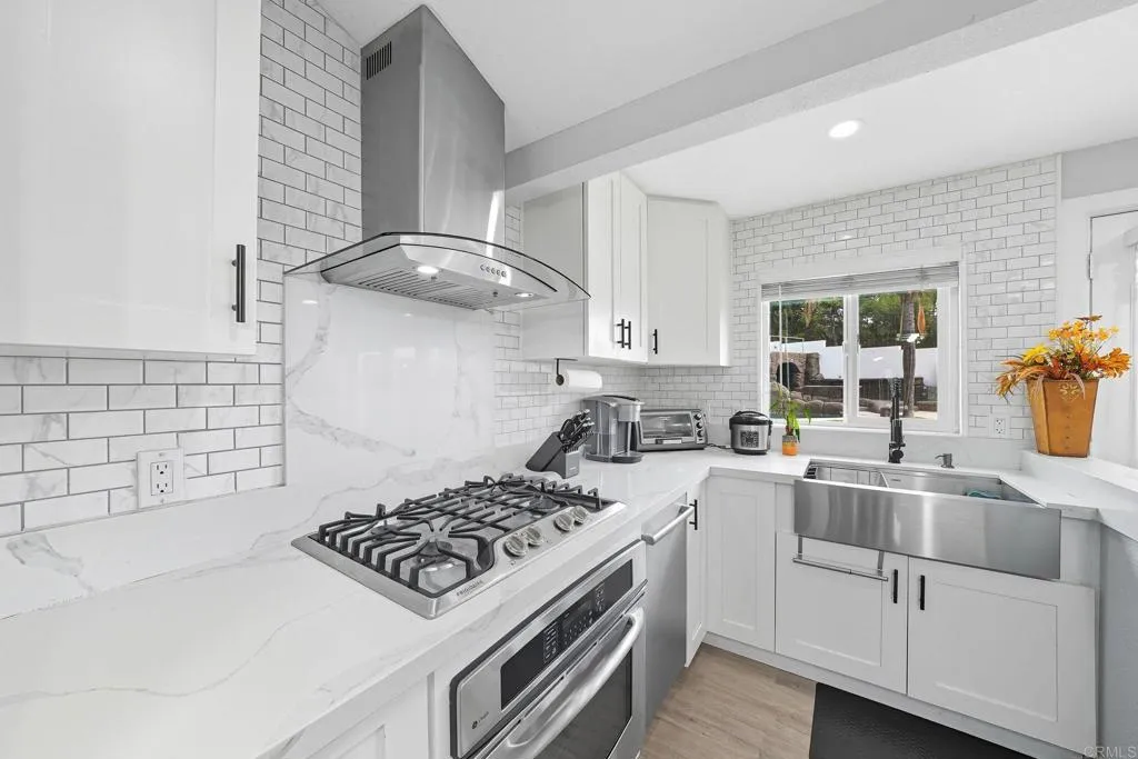 https://cdn.realtyfeed.com/cdn/127/306555670/4abb97c6cc59ba4b640b75fd575d4677.webp