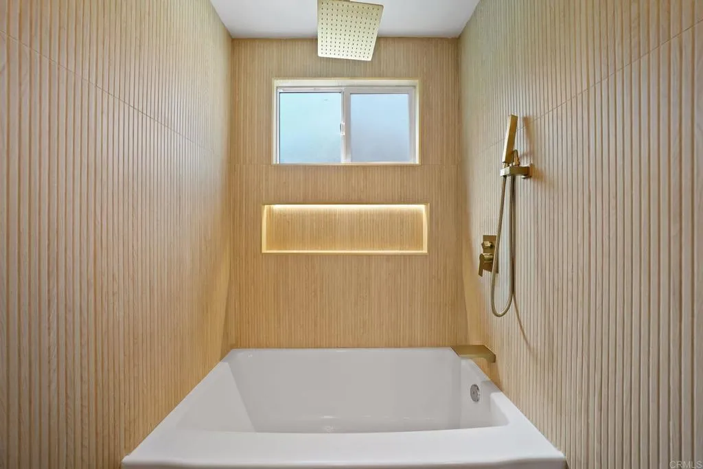 https://cdn.realtyfeed.com/cdn/127/306555670/8782e2655eb852d73d9a40a1dd9138d6.webp