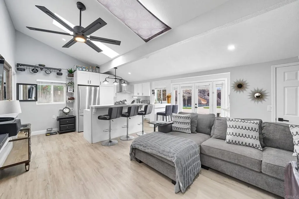 https://cdn.realtyfeed.com/cdn/127/306555670/f1541331ac7fcd0c7f864bd7666555d4.webp
