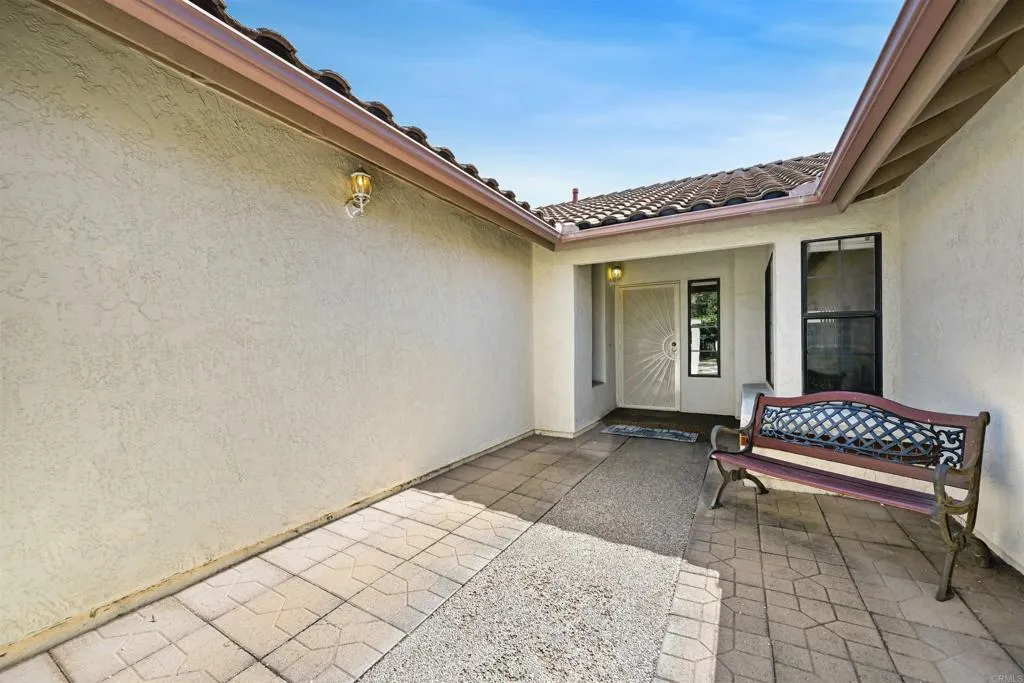 https://cdn.realtyfeed.com/cdn/127/306555745/adb351200d8cd1fdd05366c4221b3584.webp