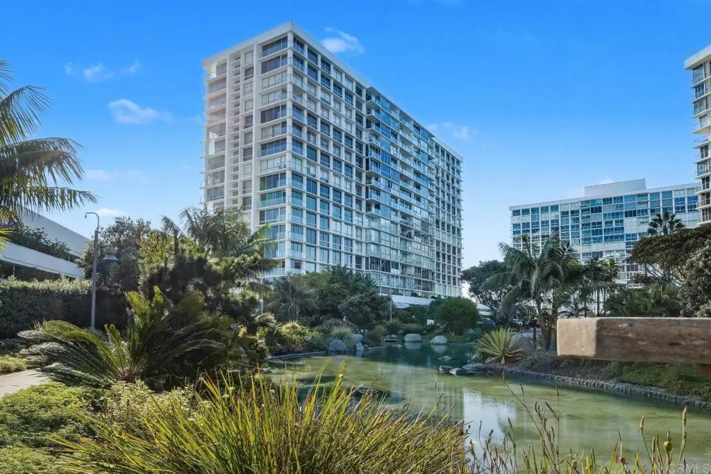 https://cdn.realtyfeed.com/cdn/127/306555750/ef9d43d48706df7020234ad129ce5500.webp