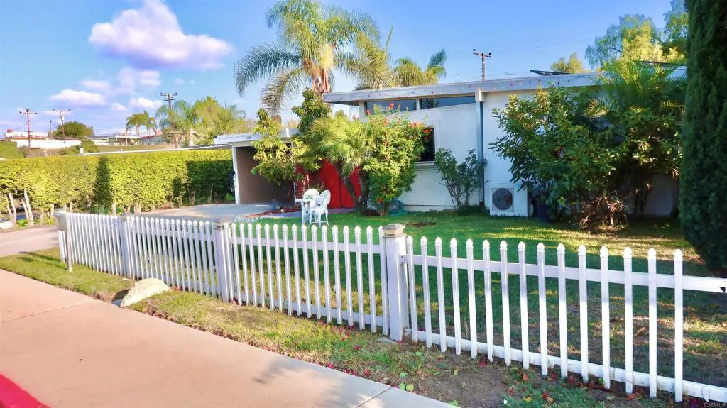 https://cdn.realtyfeed.com/cdn/127/306555771/0f8f1af4b942e43c89a09d0701299f5f.webp