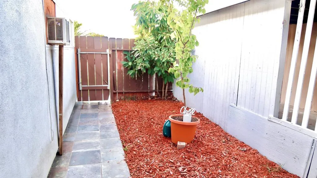 https://cdn.realtyfeed.com/cdn/127/306555771/16647ddf1de21b1533b0a486b6644a53.webp