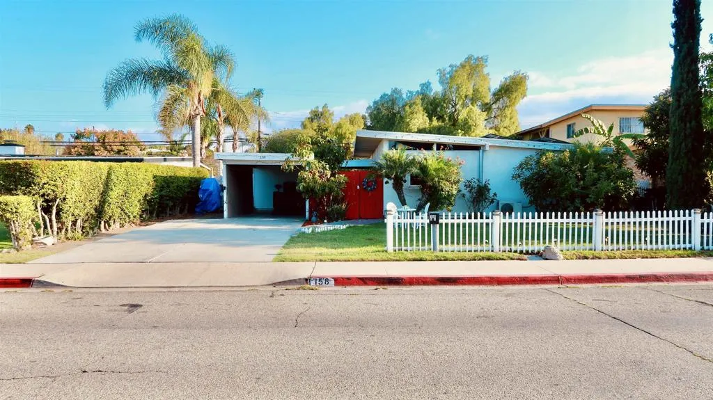 https://cdn.realtyfeed.com/cdn/127/306555771/19f47e891e2e1e14797914120e2603d1.webp