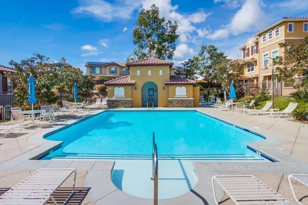 https://cdn.realtyfeed.com/cdn/127/306555788/3cae496c9cb51c150ff9c7aa4dfe081d.webp