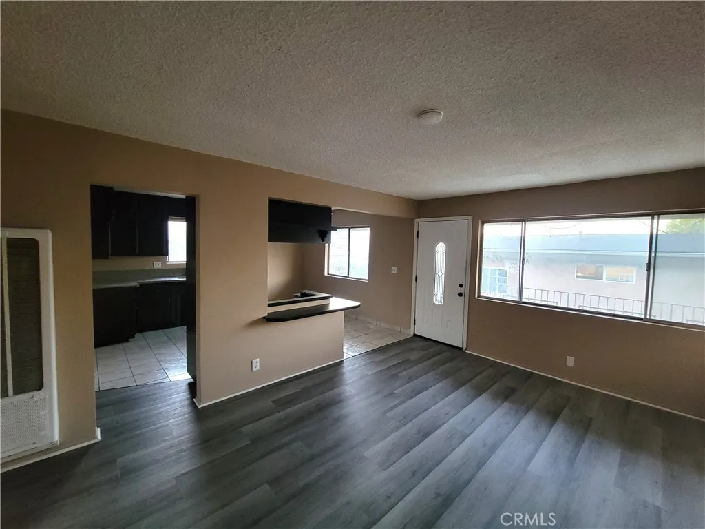 2352 Lewis Avenue Unit 6, Signal Hill, CA 90755