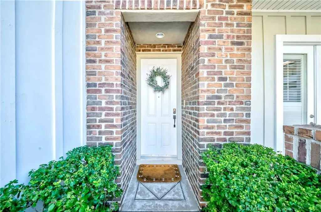 https://cdn.realtyfeed.com/cdn/127/306555846/26987895d7df55d051cc9552c3f14b50.webp