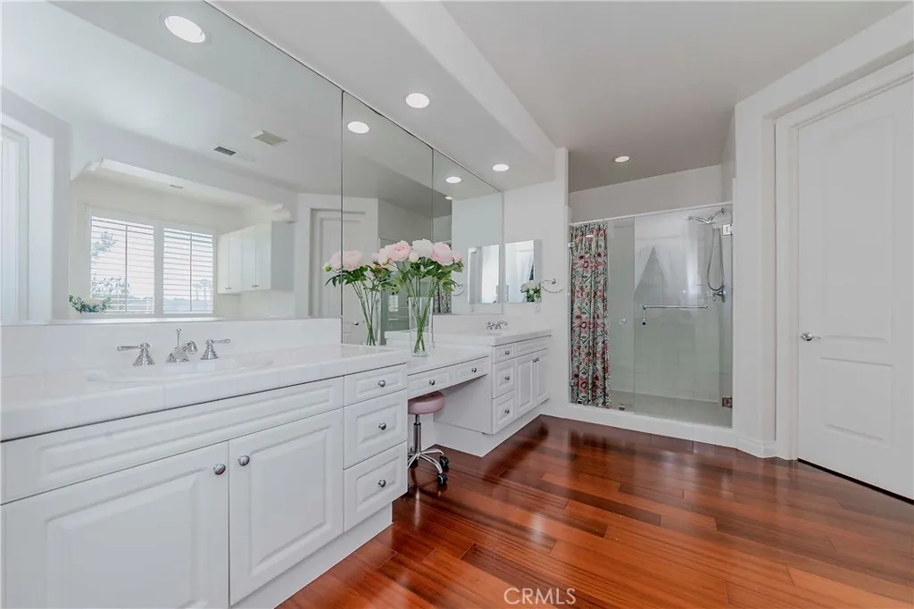 https://cdn.realtyfeed.com/cdn/127/306555846/ddb6d6780a46dc3c8e3a798785c5a43f.webp