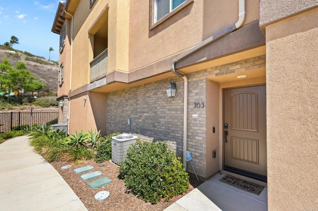 https://cdn.realtyfeed.com/cdn/127/306555863/299cc1279c9dada3997f161332895664.webp