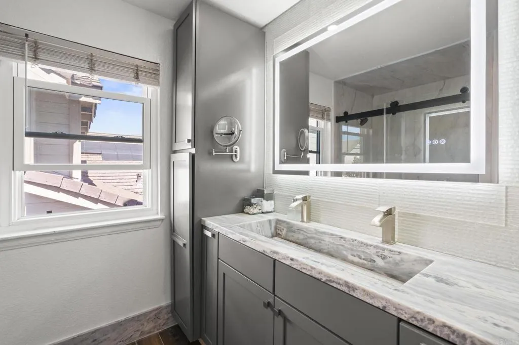 https://cdn.realtyfeed.com/cdn/127/306555871/6f0d5da5d8959dc99d3f80bd1ac2d4d3.webp