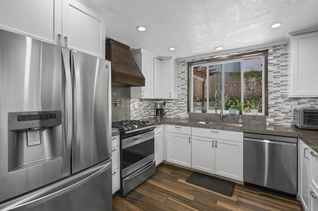 https://cdn.realtyfeed.com/cdn/127/306555871/a711cc2edf4fb31b4cadd48a69e772c4.webp