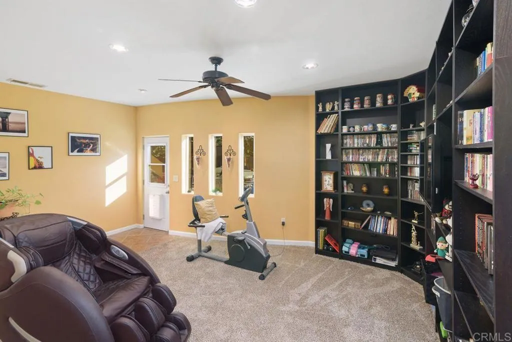 https://cdn.realtyfeed.com/cdn/127/306555886/bb6def21e133083a44b1234d2d33bbd1.webp
