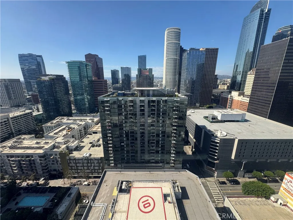 Los Angeles, CA 90017