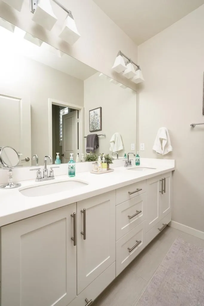 https://cdn.realtyfeed.com/cdn/127/306555917/1477c5991fd781e9c0e8cc05cd0e4031.webp