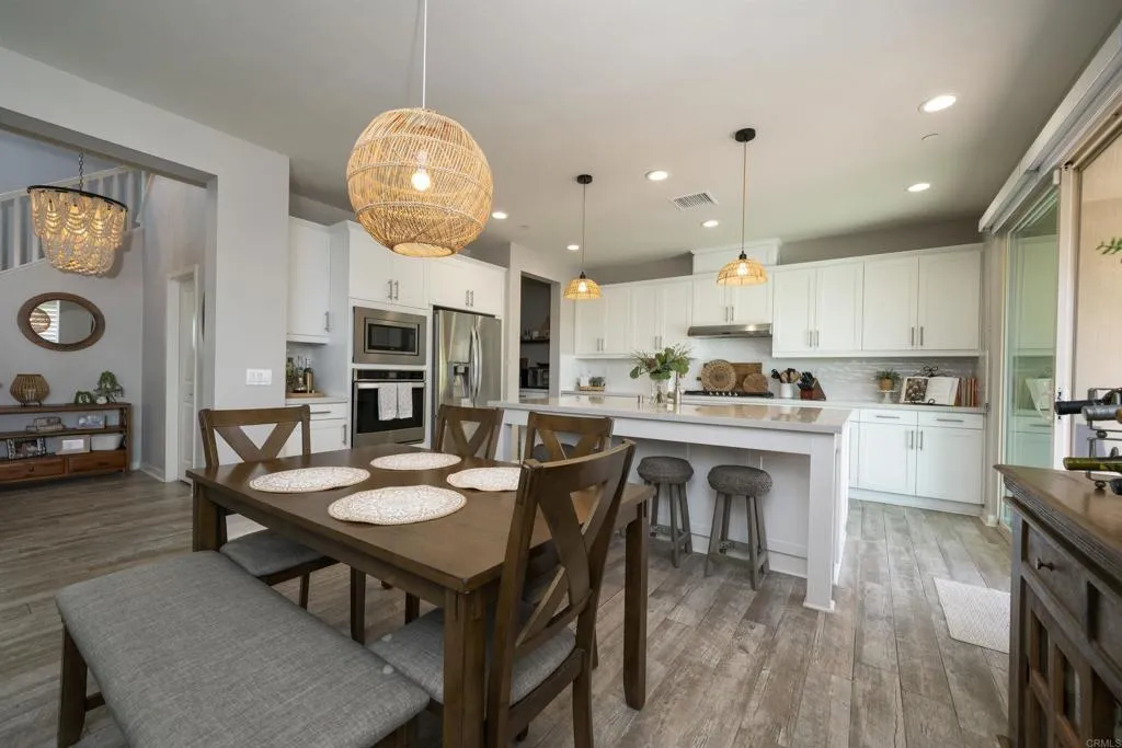 https://cdn.realtyfeed.com/cdn/127/306555917/31aa5fbb913eb10c37baf7444e1507e8.webp