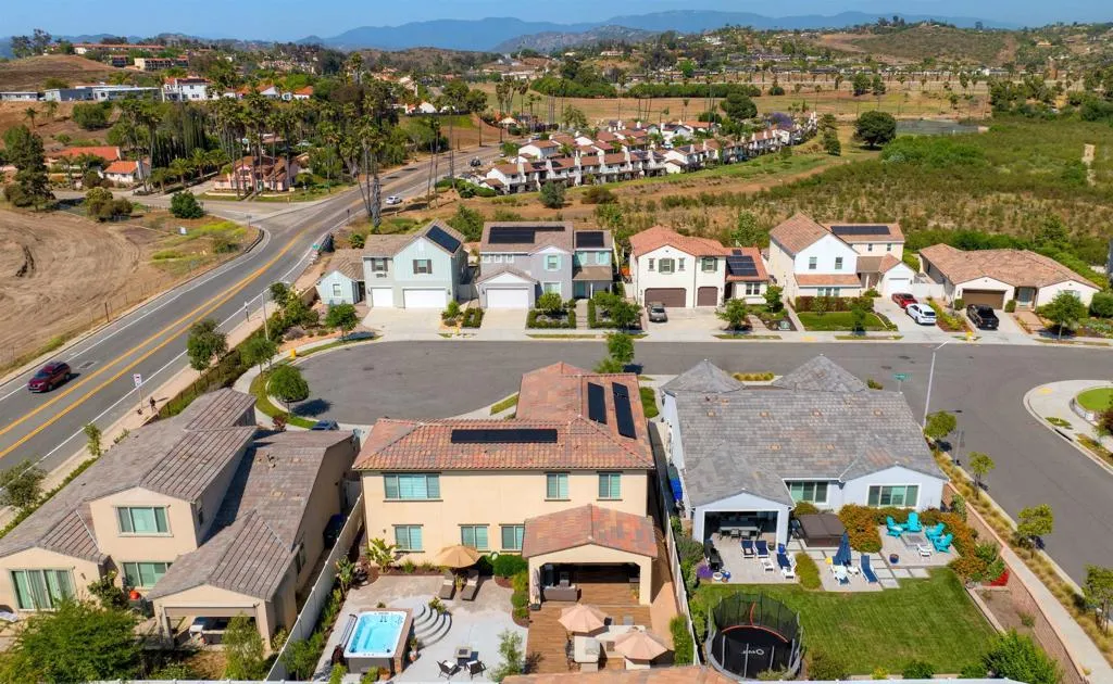 https://cdn.realtyfeed.com/cdn/127/306555917/fe13a790fed8bb8cca27ef2fe3890b9e.webp