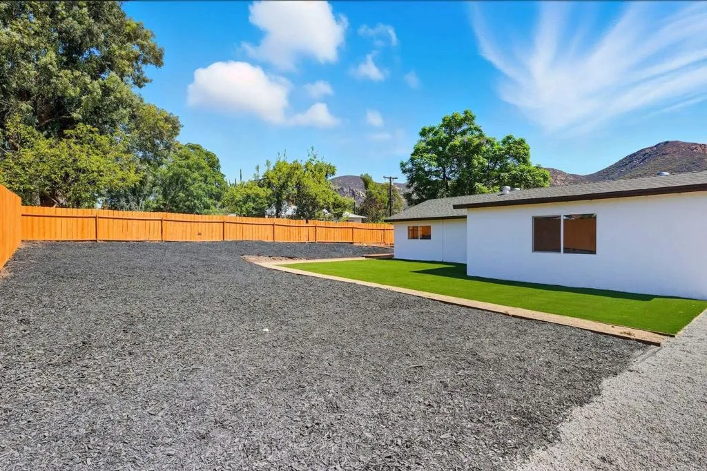 https://cdn.realtyfeed.com/cdn/127/306555925/003f4128512d7f7fc9913f2e18d63b9b.webp