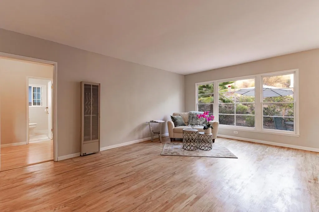 https://cdn.realtyfeed.com/cdn/127/306555929/9790144b3ac4bac94292eb1a1bc5e87d.webp