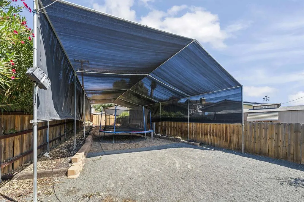 https://cdn.realtyfeed.com/cdn/127/306555940/031ba33512b6ae4fe96c86e9753eedc6.webp