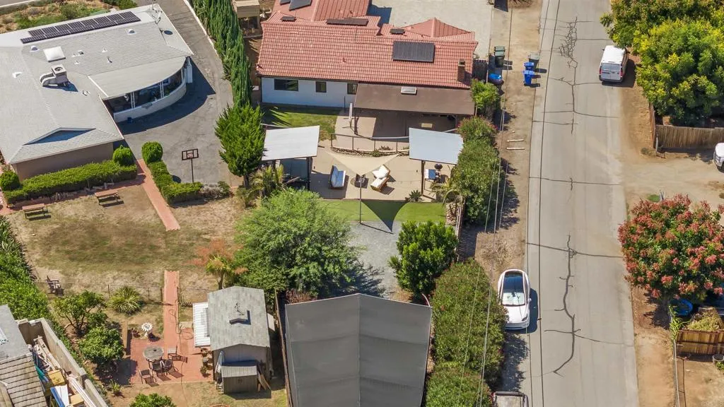 https://cdn.realtyfeed.com/cdn/127/306555940/9e59316aabf3beb11fa38c0378de9a92.webp