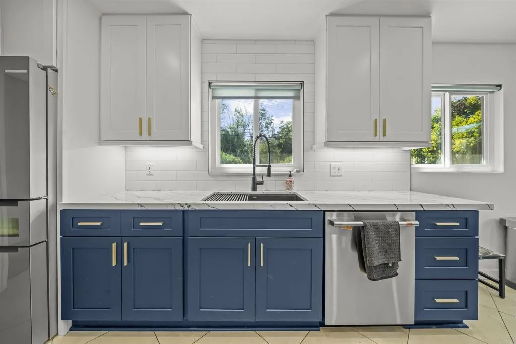 https://cdn.realtyfeed.com/cdn/127/306555940/ae743f350055c840cc61e9aee3fda6e4.webp